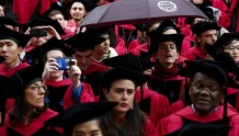 哈佛再陷歧视疑云，“平权法案”惹的祸？