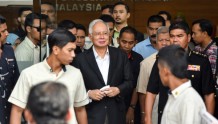 马来西亚官方逮捕前总理纳吉布　此前家中被抄出18亿财物