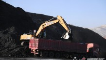新疆经济看亮点·回望2022丨新疆煤炭产销两旺 稳住了工业增长