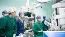 北京友谊医院朱志军教授团队完成北京市首例机器人获取供肝肝移植手术