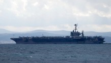 美海军证实航母舰载战机被大风吹入海里，目前已被打捞出海