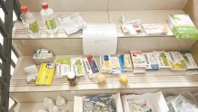 武汉热心市民在楼道建起共享药盒 缓解小区百余居民用药难